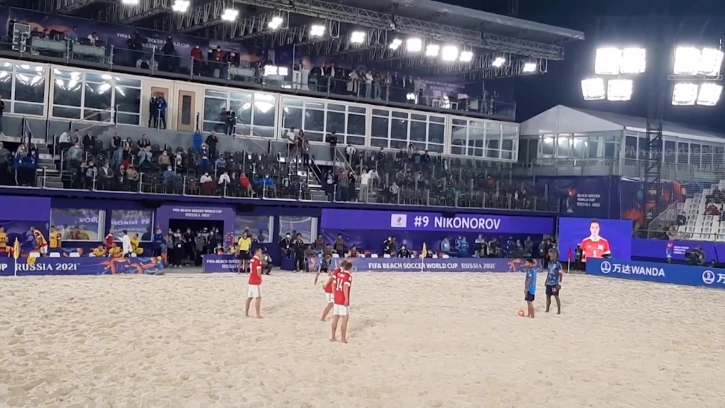 Россияне вышли в плей-офф ЧМ по пляжному футболу