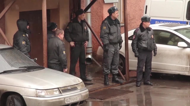 В Петербурге задержали педофила, который приставал к школьнице в подъезде на Богатырском проспекте