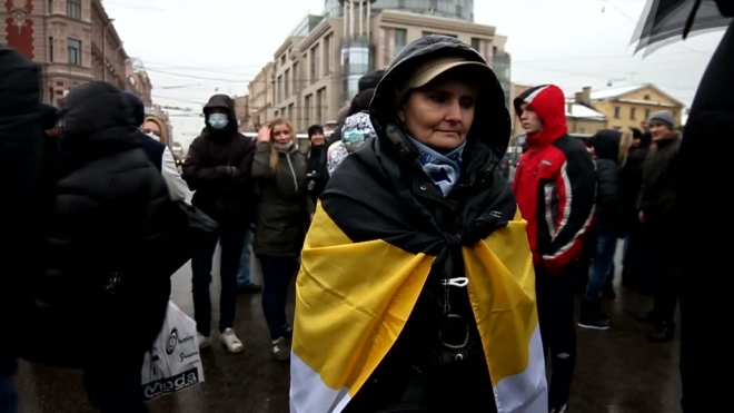 В Петербурге националисты вышли на митинг в защиту своего соратника Калиниченко