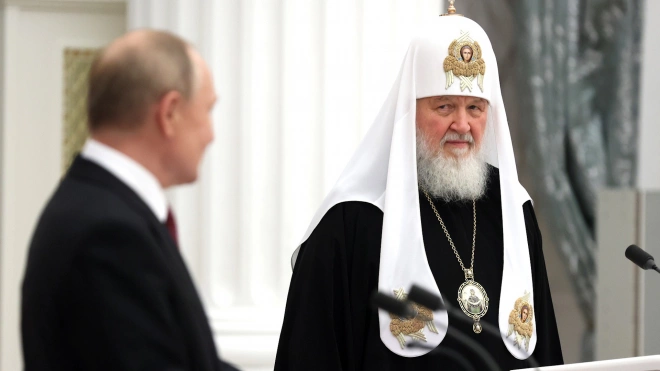 Путин наградил патриарха Кирилла орденом Святого апостола Андрея Первозванного