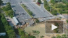 Видео из Китая: при обрушении дороги погибли 8 человек