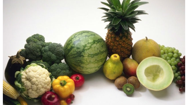 Россельхознадзор: в Россию нельзя ввозить овощи фрукты из Польши из-за пестицидов и плодожорки