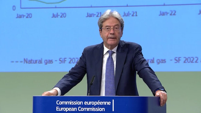 В ЕК считают, что отключение ЕС от российского газа приведет к рецессии в Евросоюзе