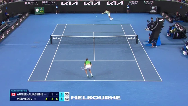Медведев вышел в четвертый круг Australian Open