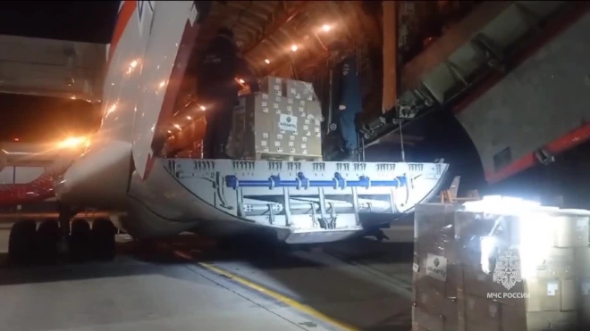 Два самолета МЧС доставят в Газу 28 тонн гуманитарного груза