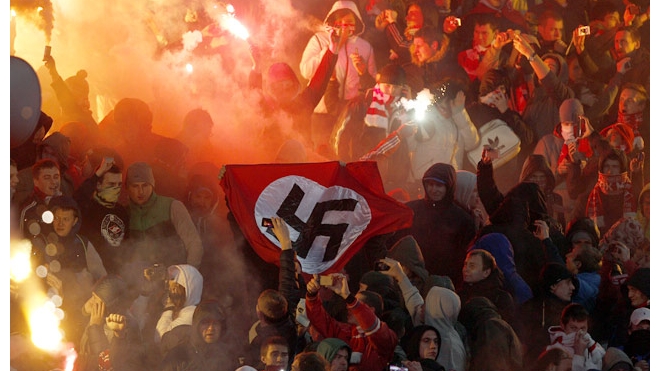 Нацистский флаг обойдется Спартаку дороже фаеров в штанах