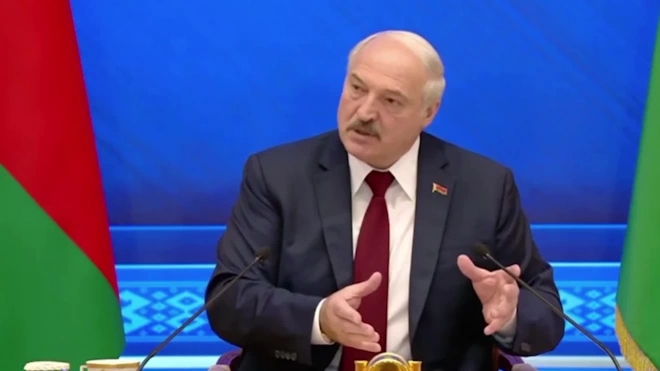 Лукашенко пообещал признать Крым после российских олигархов