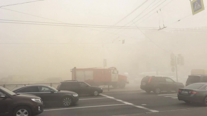 Появилось видео пожара в мебельном складе на Бухарестской