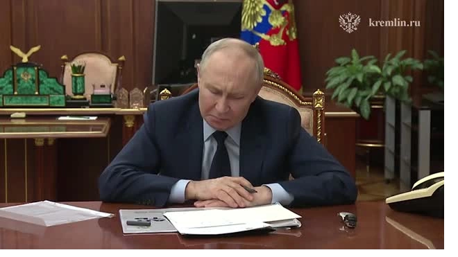 Путин призвал увеличить выплаты жителям приграничья, потерявшим имущество