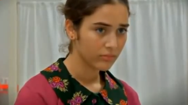 "Маленькая невеста": турецкий сериал о девочке-подростке, отданной замуж, набирает популярность в России