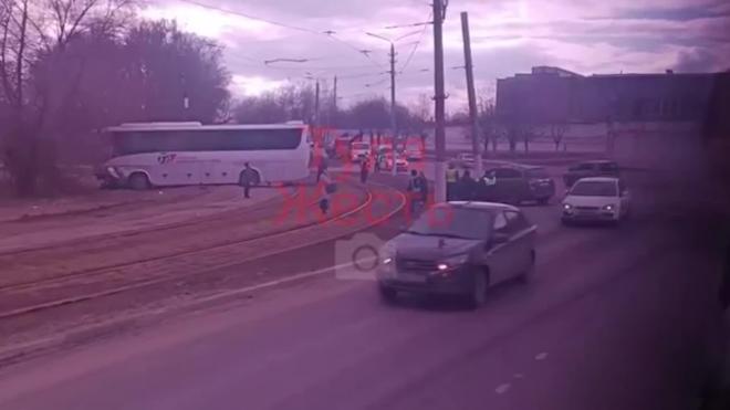 В Туле пострадали семь человек при столкновении автобуса с легковым автомобилем