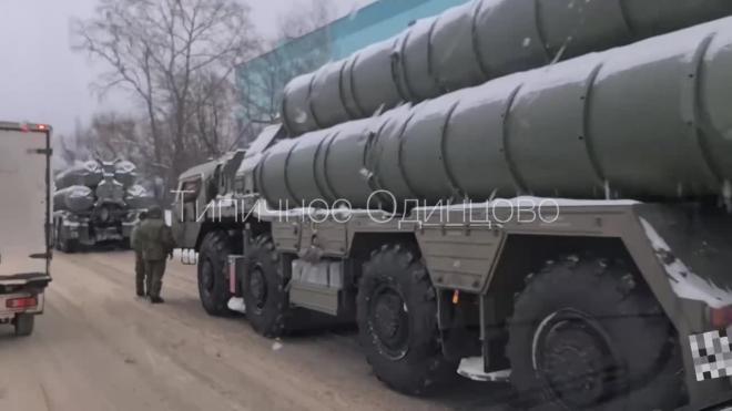 ДТП с ракетной установкой и четырьмя машинами под Москвой попало на видео