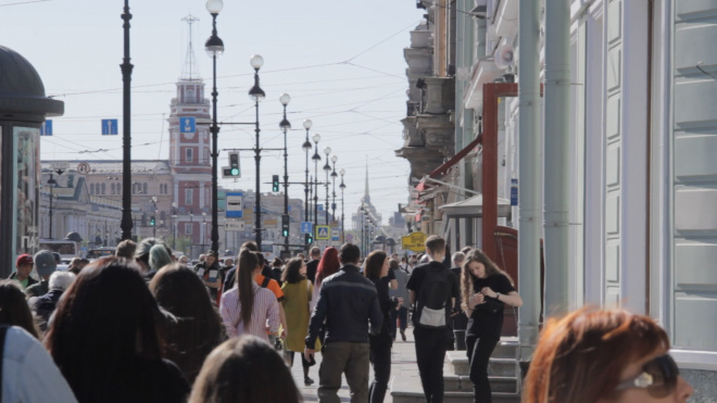 В Петербурге запретили продавать энергетики несовершеннолетним