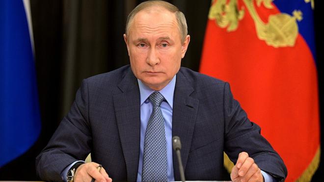 Путин: надежность вакцины Moderna станет понятна через десять лет