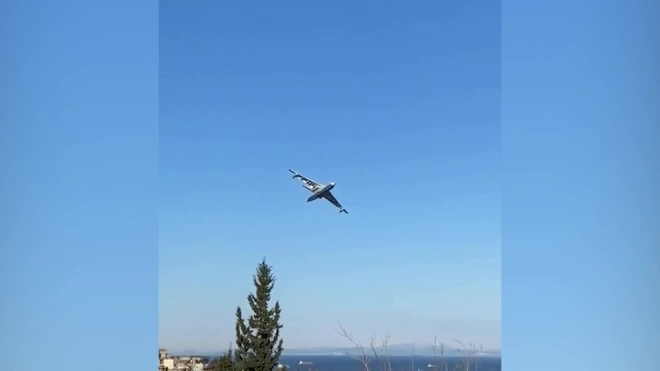 Российский самолет Бе-200 прибыл в Турцию тушить пожары после землетрясения