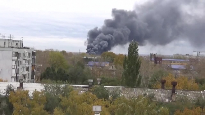 На видео засняли пожар завода в Самаре