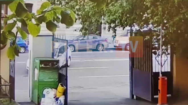 Мотоциклист перелетел через машину в результате ДТП на Ваське