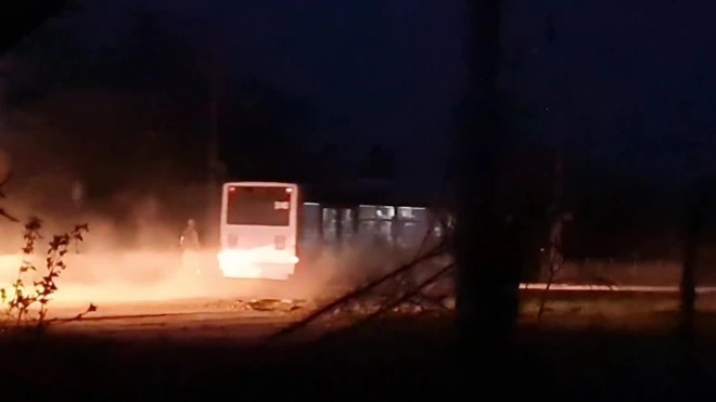 Из домов рядом с заводом "Азовсталь" эвакуировали 46 мирных жителей