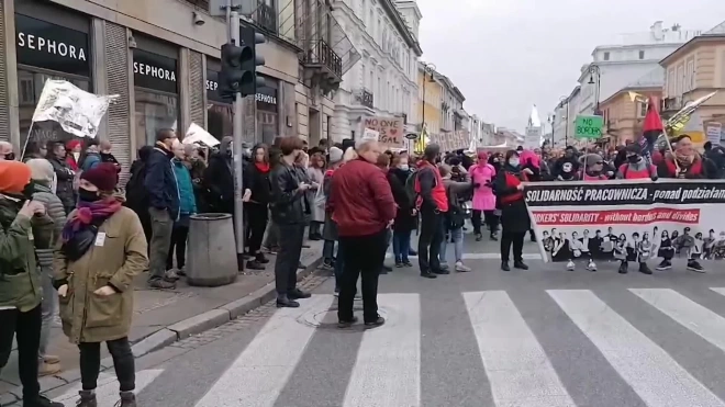 В Варшаве проходит демонстрация солидарности с беженцами