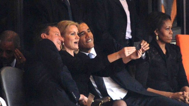 Обама и Кэмерон всласть повеселились на похоронах Манделы