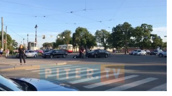 На повороте с Кронверкского проспекта в Петербурге сбит мотоциклист 