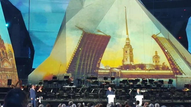 Владимир Путин выступил с речью на концерте к 80-летию полного освобождения Ленинграда от фашистской блокады