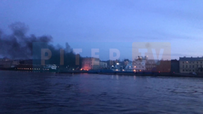 Полиция ищет поджигателей автомобилей на Васильевском острове