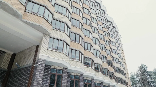 Уже более 200 дольщиков жилого комплекса "Ломоносовъ" получили ключи