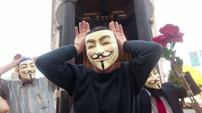 Полиция арестовала 25 участников хакерской группы Anonymous