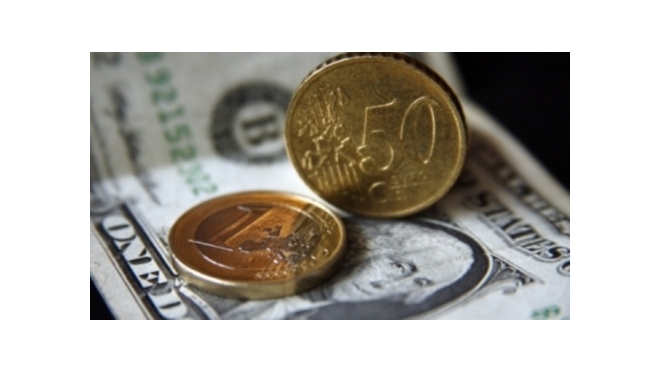 Курс доллара и евро 22 января увеличился. Вклады россиян снизились более чем на 2 процента