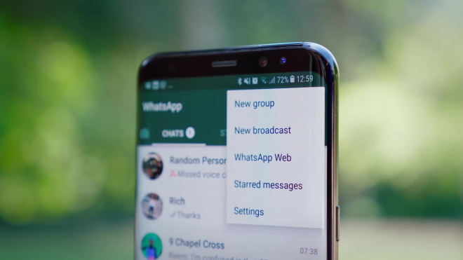 В новой версии WhatsApp появятся "исчезающие сообщения"
