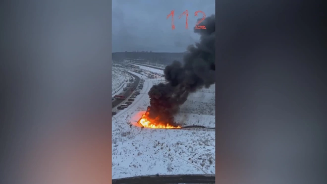 В Новой Москве шесть автомобилей загорелись на парковке