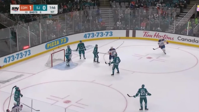 Россиянин Клим Костин признан второй звездой игрового дня в НХЛ