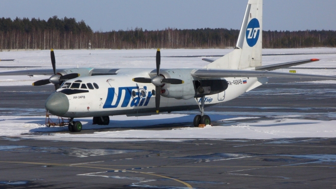 В Иркутске самолет выехал за пределы взлетной полосы