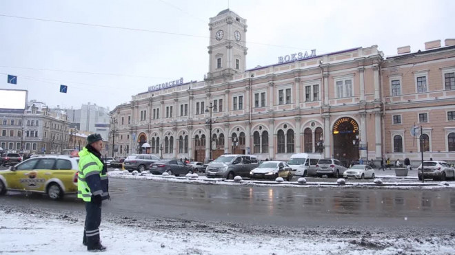 Более 1,2 тысячи ДТП произошло в Петербурге из-за непогоды