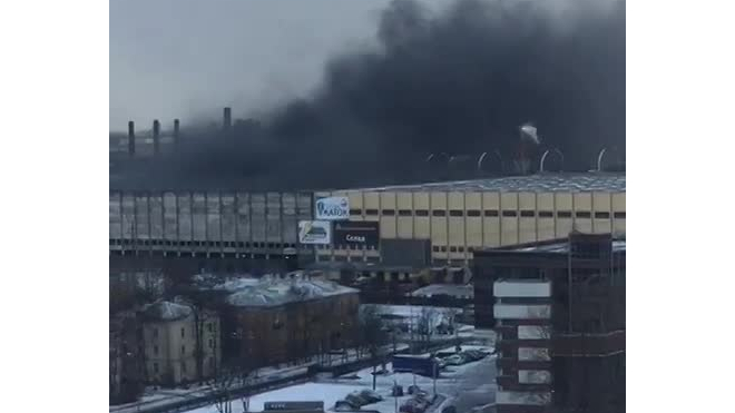 Очевидцы: произошло возгорание на Кировском заводе