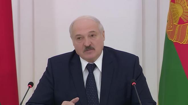 Лукашенко описал "демократичную схему" распределения полномочий в стране