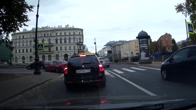 Агрессивного водителя, сбросившего пешехода в Крюков канал, ждет суд