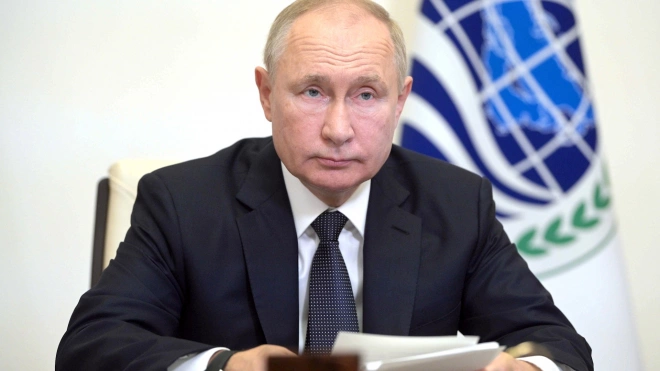 Путин: Россия в пандемию направила на поддержку граждан и экономики около 3 трлн рублей