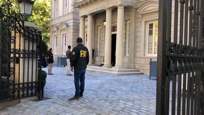ФБР завершило обыск в доме родственников Олега Дерипаски в Вашингтоне