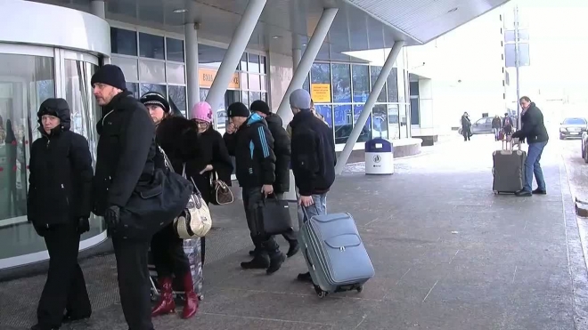 Кто последний? Борьба с терроризмом привела к очередям на входе в аэропорт Пулково
