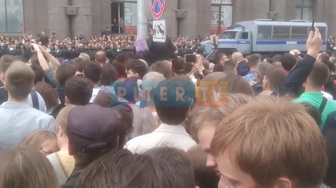 Видео: "Путин вор!", что петербуржцы кричали во время митинга