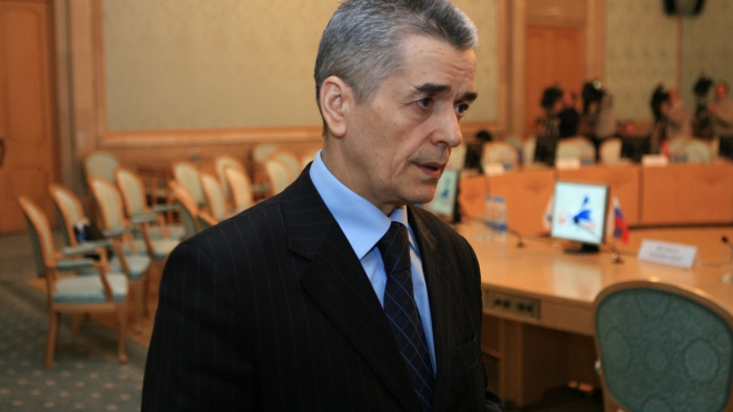 Онищенко впился в клещей