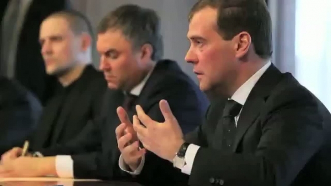 Медведев поручил проверить законность приговора Ходорковскому и Лебедеву