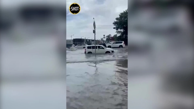 Улицы Южно-Сахалинска затопило из-за ливня