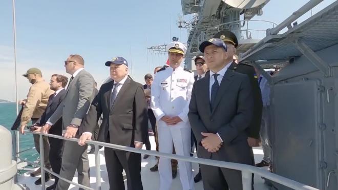 В Одессе прошел военно-морской парад в честь дня ВМС Украины