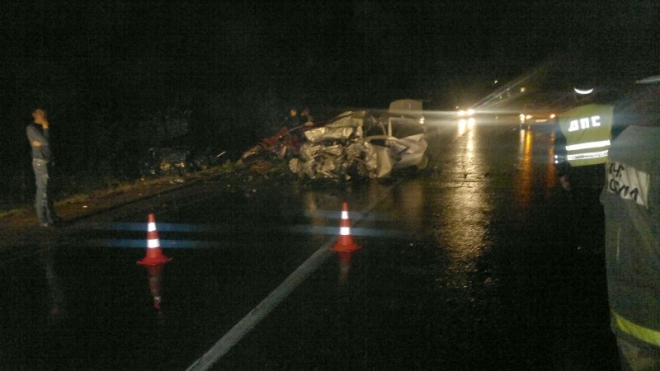 Сразу четыре автомобиля столкнулись в ночной аварии в Пушкине