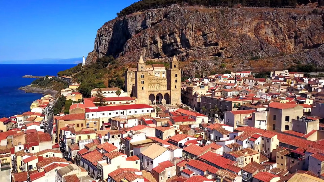 На юге Сицилии выставили на продажу сотни домов за один евро