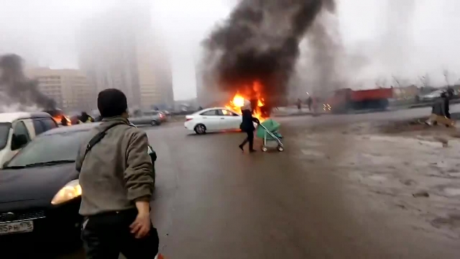 В Петербурге ищут синий Хендай Акцент и серый Шевроле Ланос с участниками дерзкого нападения на полицейский УАЗ