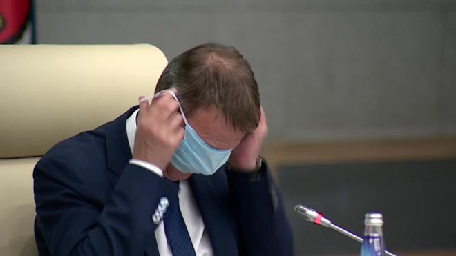 Мэр Барнаула попытался надеть маску на глаза